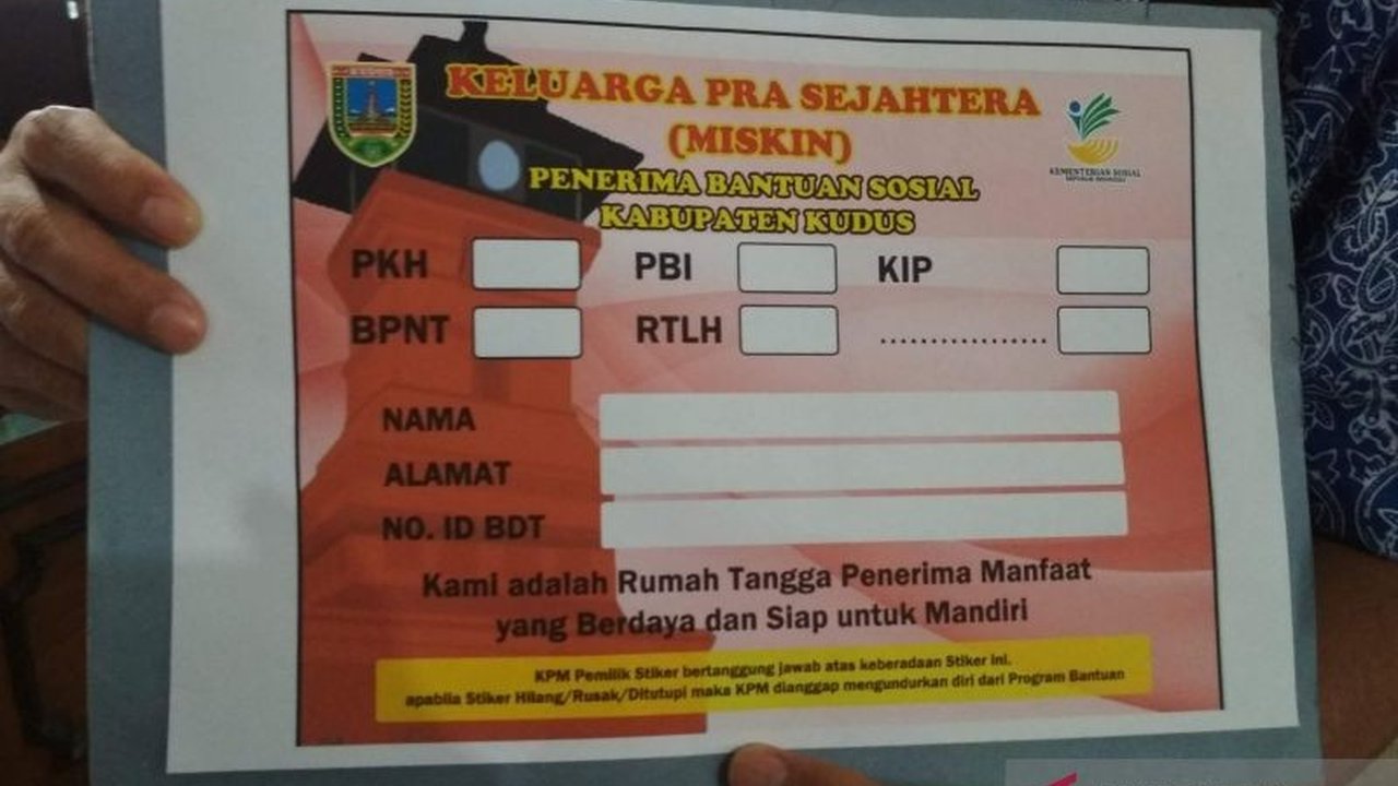 Sebanyak 805 Keluarga Penerima Manfaat (KPM) di Kudus dinyatakan lulus dari Program Keluarga Harapan (PKH) pada tahun 2024, karena telah memenuhi kriteria graduasi, membuka peluang bagi keluarga miskin lainnya untuk menerima bantuan.