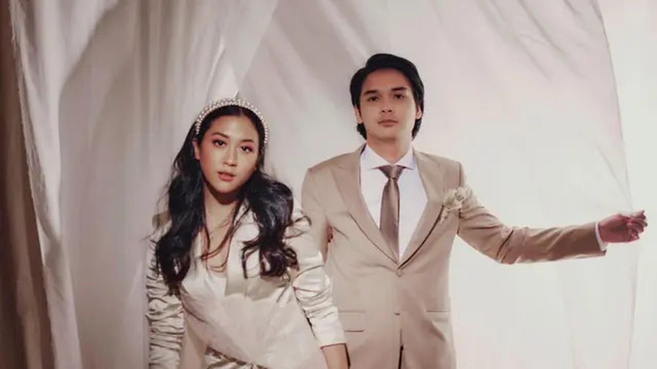 Sherina Munaf mengunggah foto pernikahannya bersama Baskara Mahendra (Dok.Instagram/@sherinasinna/https://www.instagram.com/p/CHcoVf-B_Ot/Komarudin)