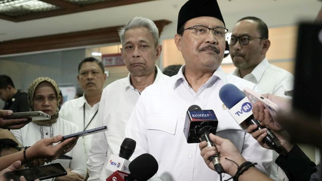 Menteri Sosial Saifullah Yusuf memastikan penyesuaian anggaran tak akan mengganggu layanan publik, termasuk program bantuan sosial seperti PKH dan BPNT, serta gaji pegawai.
