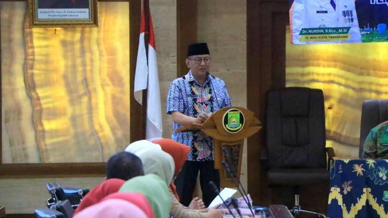 Pemerintah Kota Tangerang mengintegrasikan jabatan pengawas sekolah ke dalam jabatan fungsional guru sesuai Permenpan RB Nomor 21 Tahun 2024 untuk meningkatkan profesionalitas dan efektivitas birokrasi.