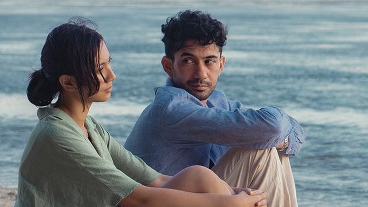 Sinopsis Film 'THE MOST BEAUTIFUL GIRL IN THE WORLD', Misa Reza Rahadian dan Sheila Dara Aisa Mencari Gadis Tercantik