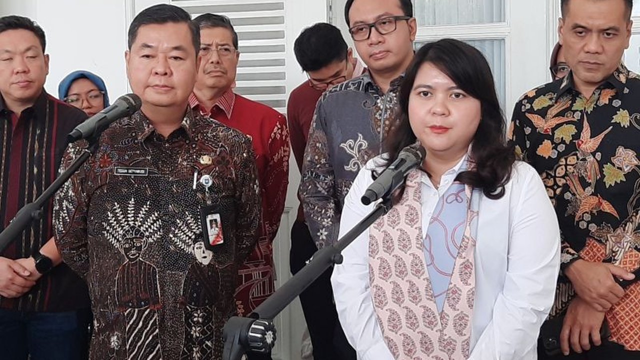 Tim Transisi Pramono-Rano memastikan keluarga pahlawan nasional tetap menerima bantuan meski anggaran di APBD 2025 dihapus, dengan rencana penggunaan anggaran Baznas-Bazis Jakarta sementara waktu.