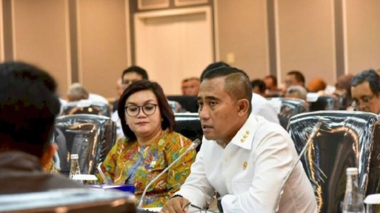 Badan Nasional Penanggulangan Terorisme (BNPT) berkomitmen melanjutkan upaya pemberantasan terorisme sesuai UU No. 5 Tahun 2018, meskipun terdapat efisiensi anggaran pemerintah sebesar Rp306,69 triliun pada APBN dan APBD TA 2025.