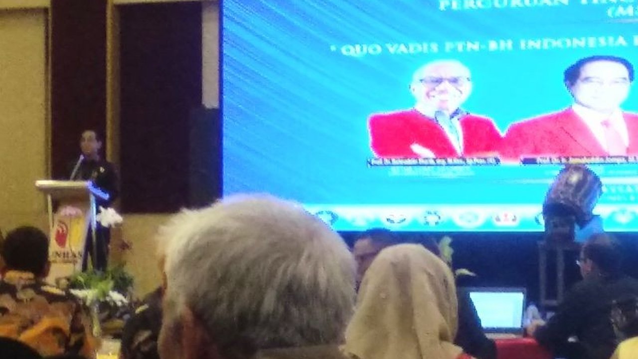 Rektor Unhas mengajak Majelis Senat Akademik PTN-BH se-Indonesia untuk membantu pengembangan kampus di Kawasan Timur Indonesia (KTI) guna meningkatkan kualitas SDM dan pendidikan yang merata.