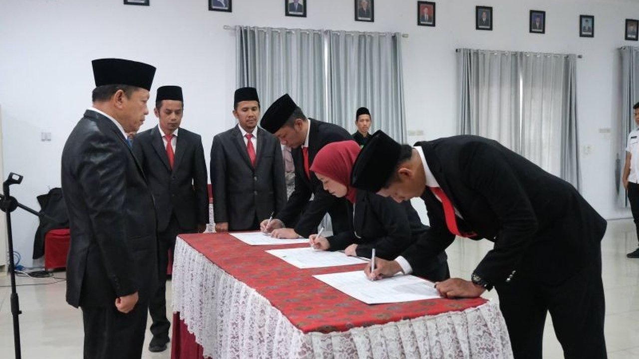 Kemenkumham Babel Lantik Tiga Pejabat PPNS Baru untuk Optimalkan Penegakan Hukum