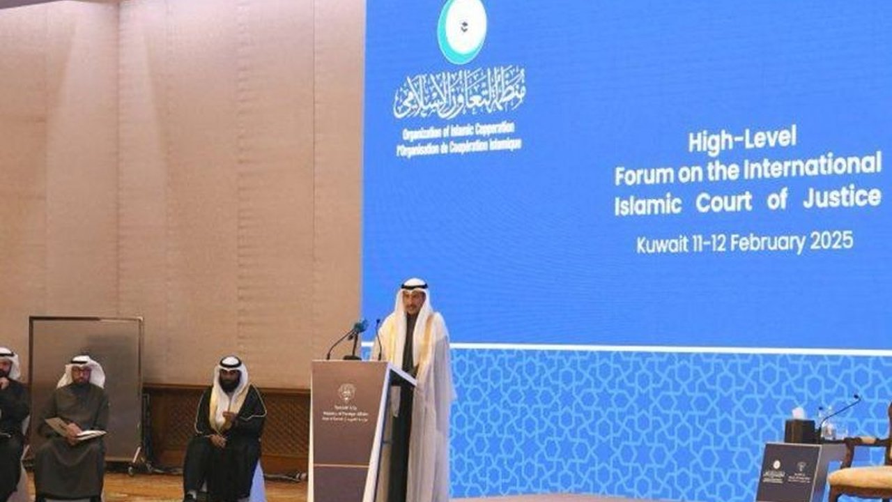 Kuwait menyelenggarakan forum tingkat tinggi untuk membahas pengaktifan Pengadilan Internasional OKI guna memperkuat kerjasama hukum dan keadilan di negara-negara Islam.