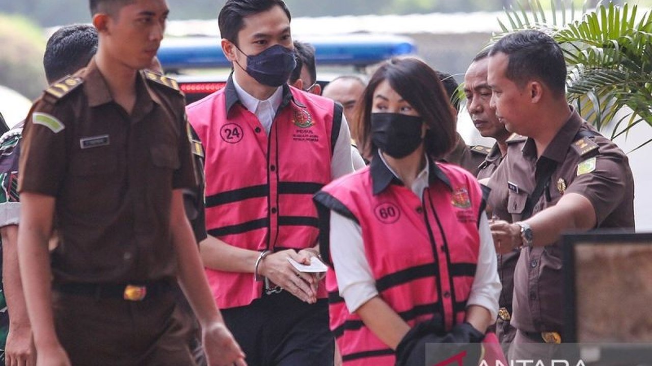 Guru Besar Hukum Unpad dan Pakar Hukum Acara UI menilai vonis banding Harvey Moeis dan Helena Lim dalam kasus korupsi timah tidak proporsional dan menyarankan jalur perdata.