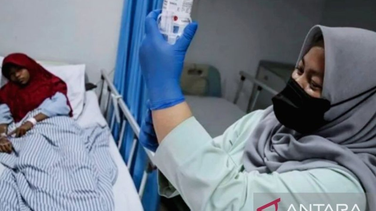 Dinas Kesehatan Karawang mencatat peningkatan kasus DBD di Januari 2025 hingga 268 kasus, meningkat drastis dari 141 kasus di Januari 2024, dengan satu korban jiwa; peningkatan terpusat di daerah perkotaan.