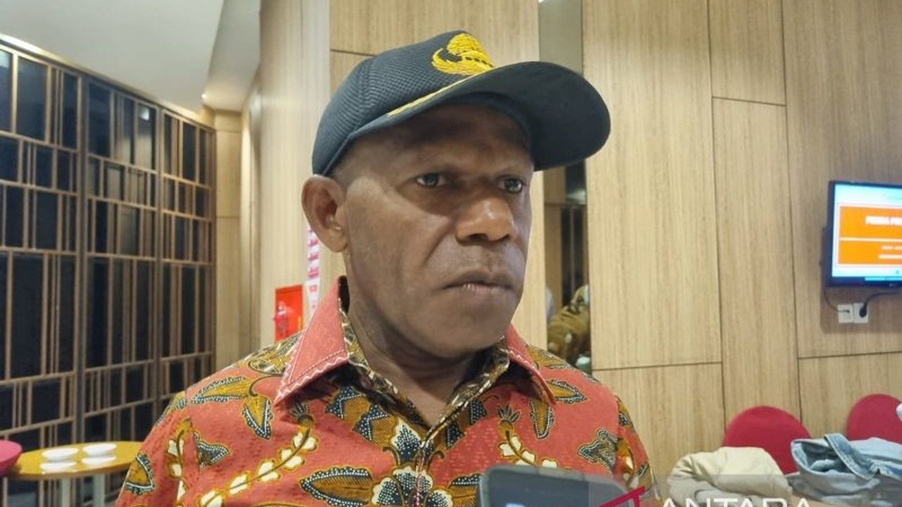 Pemangkasan anggaran Rp113 miliar dari pemerintah pusat memaksa Pemkab Pegunungan Arfak, Papua Barat, untuk meningkatkan Pendapatan Asli Daerah (PAD) melalui optimalisasi sektor pariwisata dan pertanian.