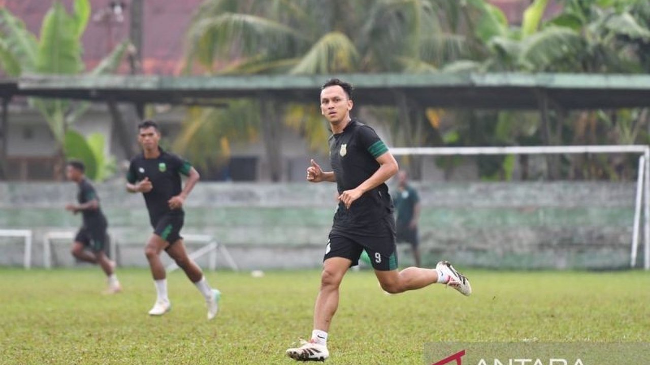 PSMS Medan, yang telah mengamankan posisi di Liga 2 musim depan, akan menghadapi Persikota Tangerang di laga pamungkas dengan target kemenangan demi menutup musim dengan hasil positif dan kebahagiaan tim.