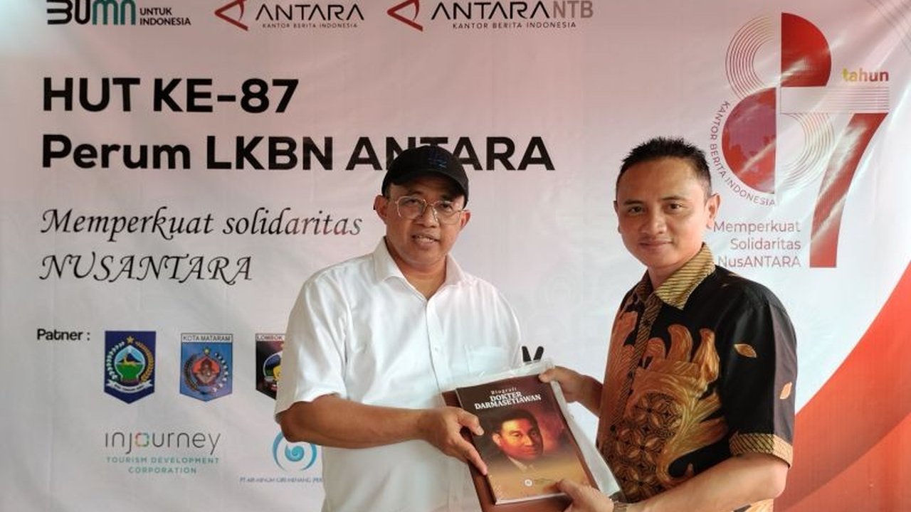 Ketua Umum PB IDI, Mohammad Adib Khumaidi, menjelaskan bahwa program Cek Kesehatan Gratis (CKG) akan menjadi kunci pembentukan peta rekam medis nasional yang komprehensif, membantu deteksi dini penyakit dan efisiensi anggaran kesehatan.