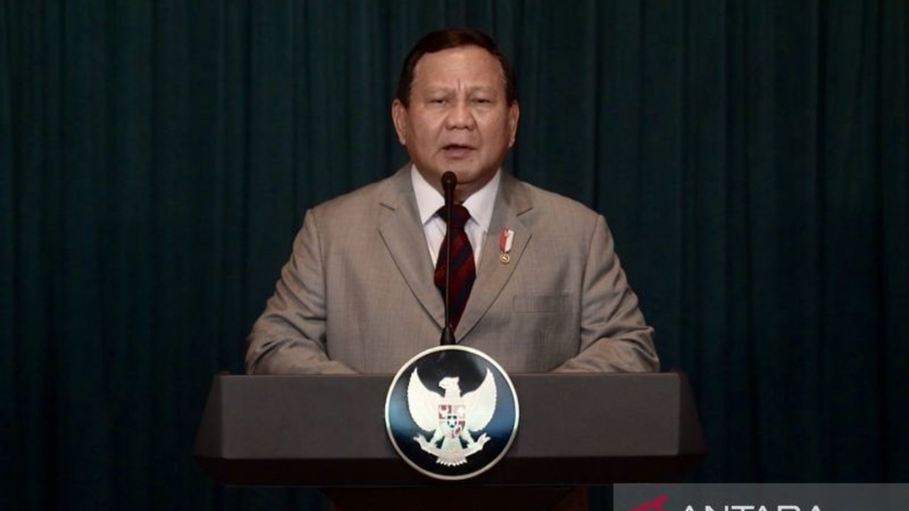 Presiden Prabowo Subianto menegaskan kembali komitmen Indonesia untuk bergabung dengan OECD dan forum ekonomi lainnya seperti BRICS, menekankan kebijakan luar negeri Indonesia yang bebas dan aktif.