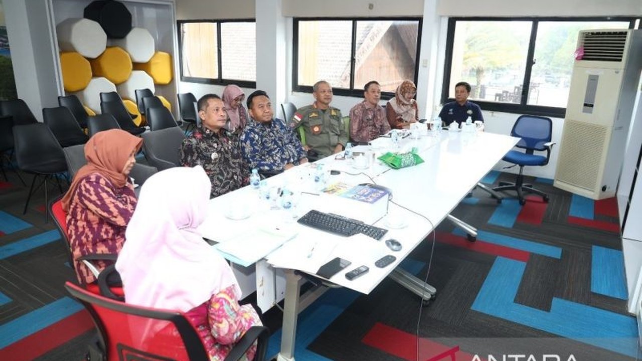 Tim Pengendali Inflasi Daerah (TPID) Kota Pontianak meningkatkan kemampuan perencanaan, pelaksanaan, dan pelaporan untuk pengendalian inflasi yang lebih efektif, ditandai dengan angka inflasi 1,58 persen.