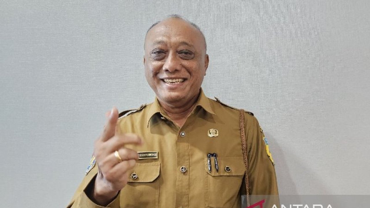 Pemerintah Provinsi Papua melaporkan penurunan signifikan kasus kecelakaan kerja pada tahun 2024 menjadi 209 kasus, turun drastis dari 662 kasus di tahun 2023, berkat peningkatan kepedulian perusahaan terhadap keselamatan dan kesehatan kerja (K3).