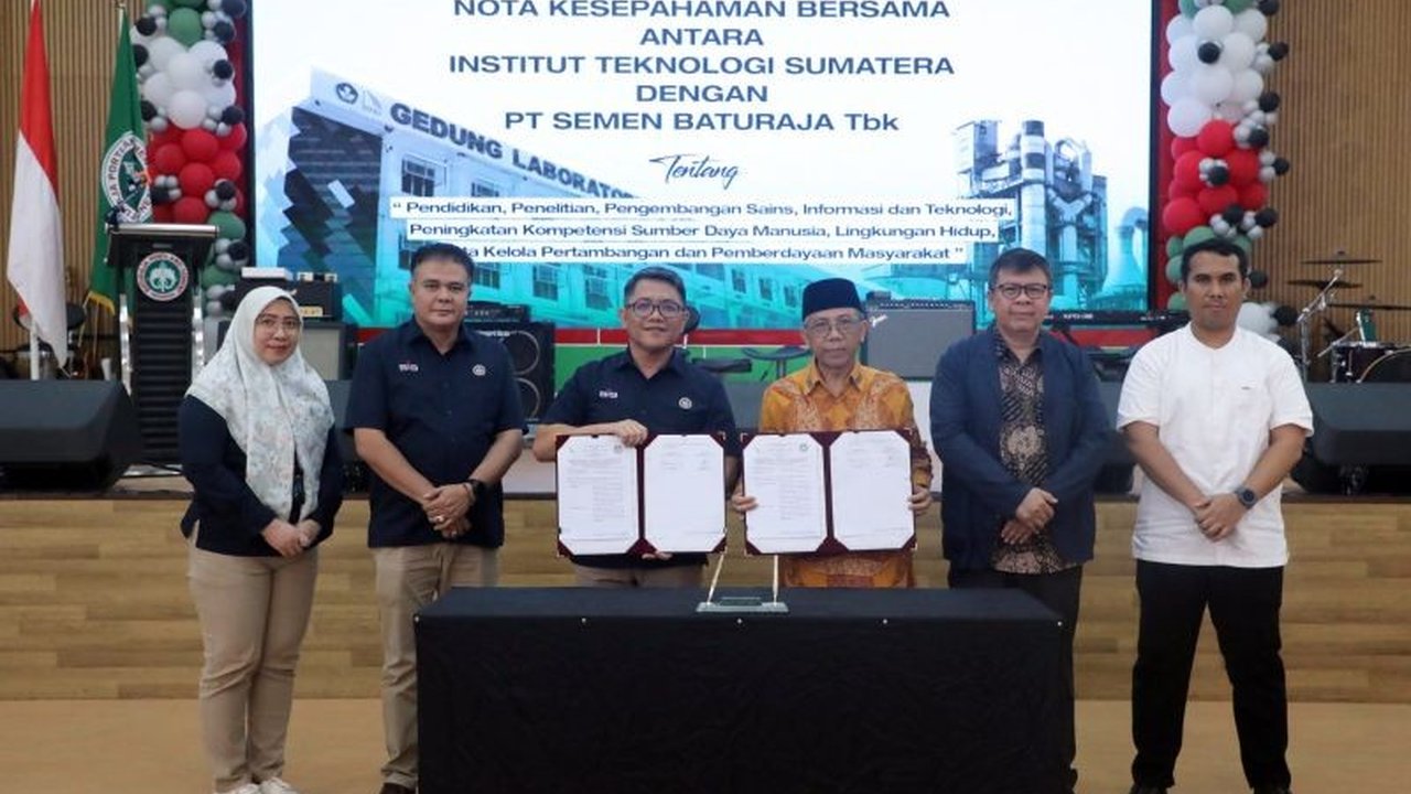 PT Semen Baturaja (SMBR) bermitra dengan Institut Teknologi Sumatera (Itera) untuk mencetak SDM unggul dan inovatif melalui pelatihan, riset, dan pengembangan teknologi material konstruksi, selaras dengan visi Indonesia Emas 2045.