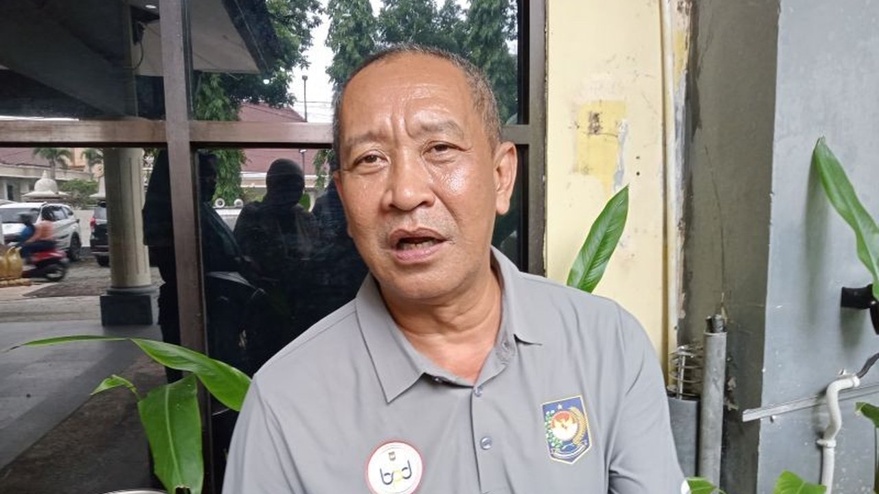 Pemerintah Kota Mataram mengalokasikan Rp6,5 miliar untuk dana operasional 325 lingkungan di tahun 2025, termasuk kenaikan gaji kepala lingkungan menjadi Rp1,5 juta per bulan.