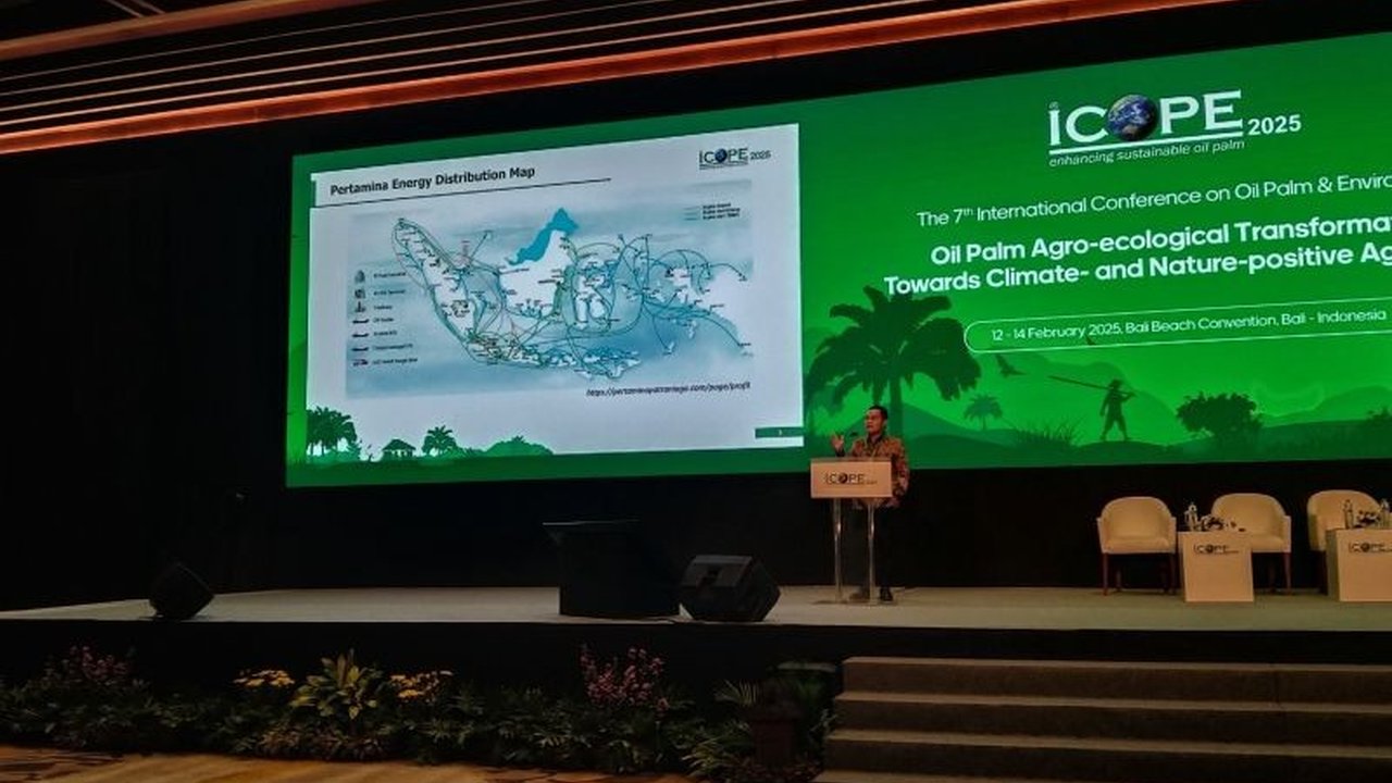 Pertamina menyesuaikan produksi Hydrotreated Vegetable Oil (HVO) di tengah permintaan pasar yang rendah, dengan fokus pada industri dan eksplorasi potensi pasar avtur.