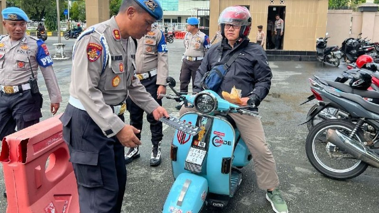 Propam Polda Papua menggelar razia penegakan hukum pada Jumat, 14 Februari 2024, menjaring 17 personel yang melanggar aturan penggunaan kendaraan dan kelengkapan dokumen, serta sikap tampang.