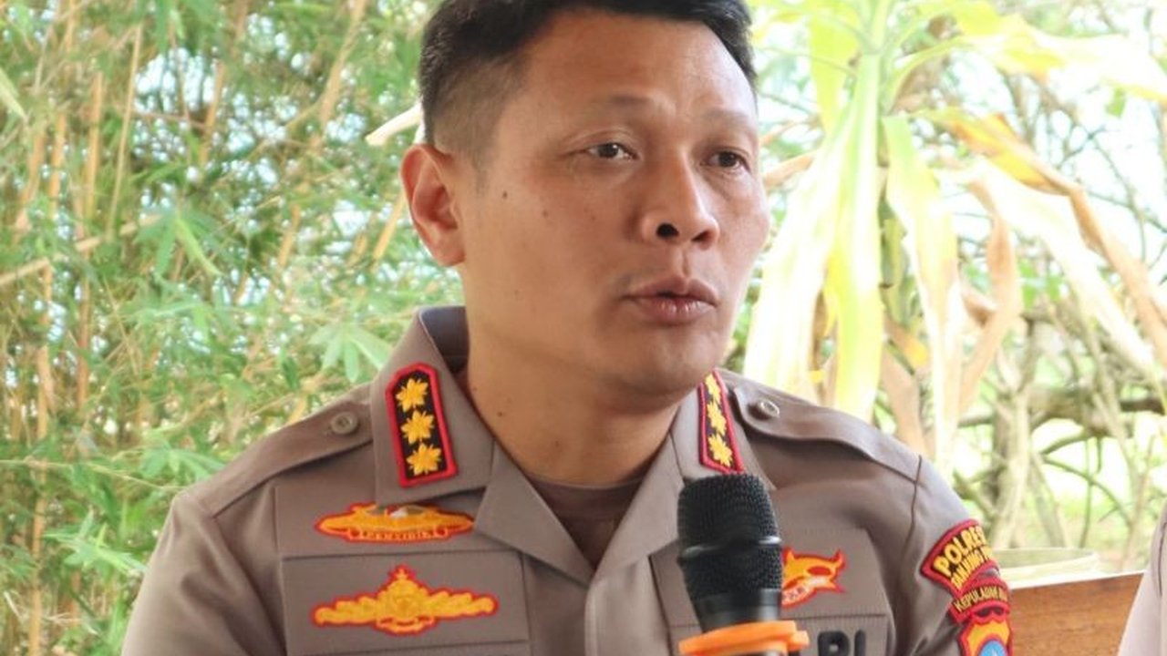 Polresta Tanjungpinang berhasil menangkap 16 tersangka kasus narkotika pada Januari-Februari 2025 dengan barang bukti sabu, ekstasi, dan ganja, serta tengah memburu bandar besar.