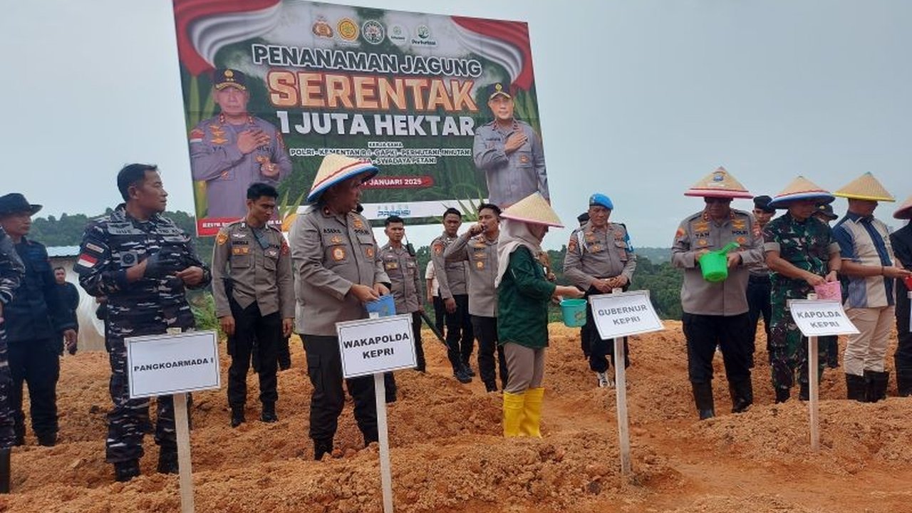 Kapolda Kepri berharap pemerintah daerah mendukung program ketahanan pangan dengan mengoptimalkan lahan tidak terpakai untuk pertanian, khususnya penanaman jagung, guna mendukung swasembada pangan nasional.