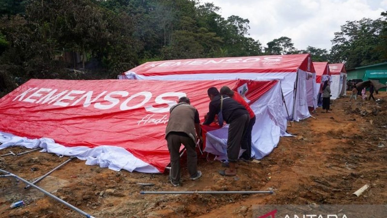 Pemerintah Provinsi Sulawesi Tenggara dan Kota Kendari bahu-membahu memberikan bantuan kepada 148 jiwa dari 45 KK korban kebakaran di TPA Puuwatu, Kendari, berupa tenda pengungsian, dapur umum, dan kebutuhan dasar lainnya.