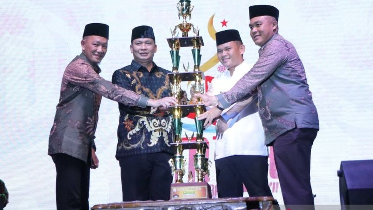 Kota Palembang menggelar MTQH dari tanggal 15-21 Februari 2025, bertujuan mendidik akhlak generasi muda melalui lantunan ayat suci Al-Quran dan kompetisi antar kafilah kecamatan.