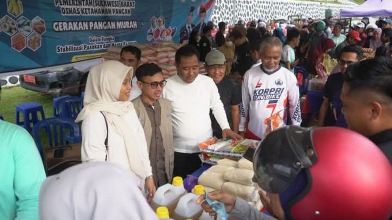 Pemerintah Provinsi Sulawesi Barat (Sulbar) gencar menggelar pasar murah di enam kabupaten untuk menekan inflasi dan memastikan keterjangkauan harga kebutuhan pokok masyarakat selama Ramadhan.