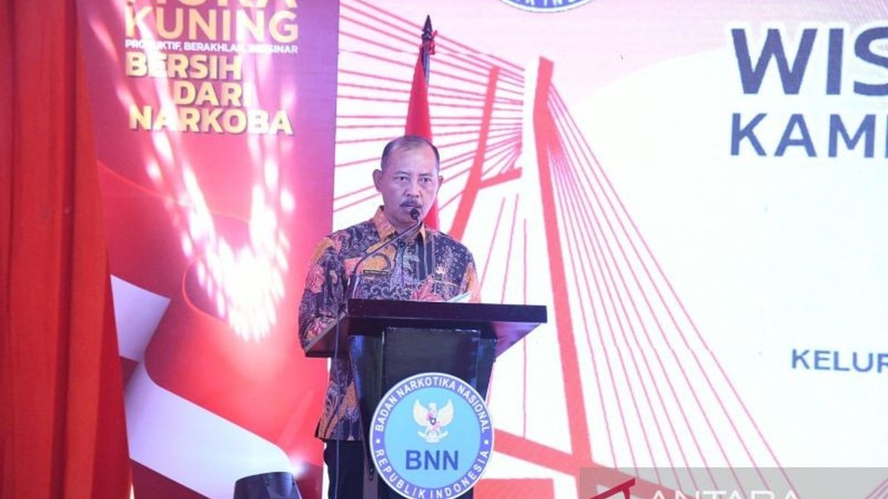 Pemprov Kepri menghadapi pemangkasan Transfer Ke Daerah (TKD) sebesar Rp108 miliar dalam APBN 2025, berdampak pada proyek infrastruktur jalan dan transportasi laut, namun Pemprov berkomitmen melanjutkan proyek strategis dengan APBD.