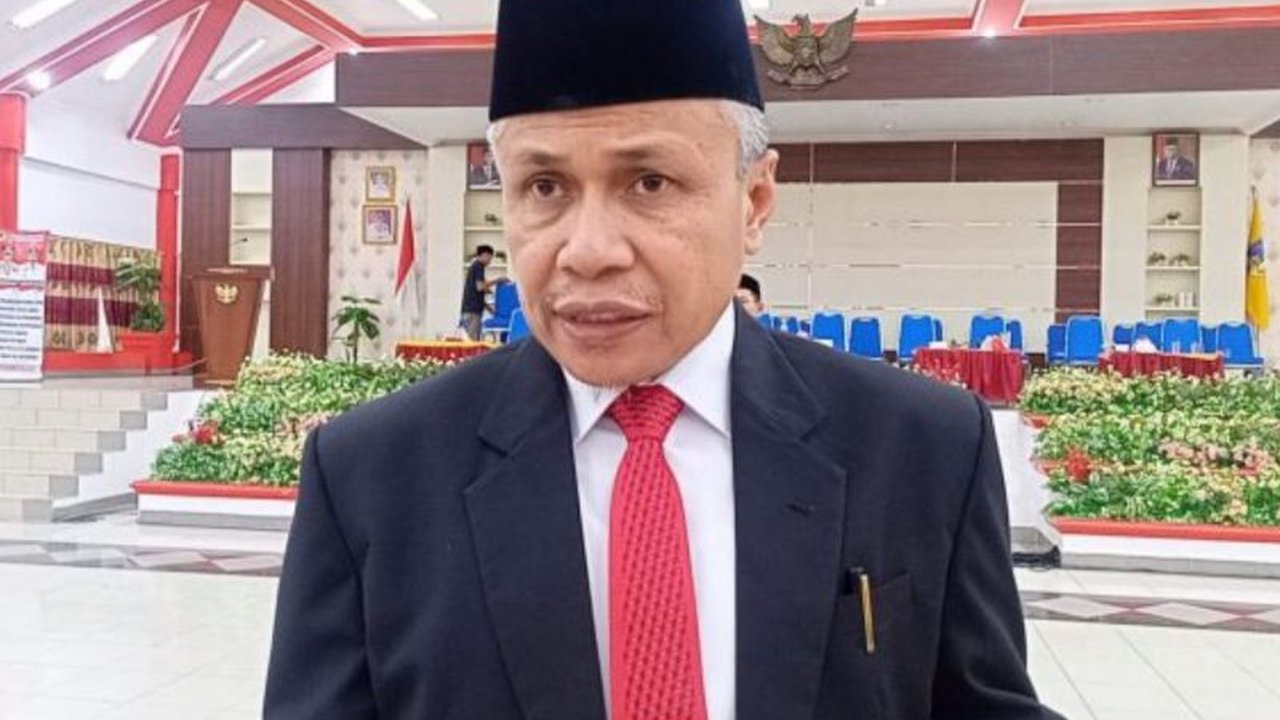 Pemerintah Kabupaten Donggala memangkas APBD 2025 sebesar Rp140 miliar untuk mendanai Program Makan Bergizi Gratis (MBG) yang menargetkan 59 ribu siswa dan ibu hamil, dimulai 17 Februari 2025.