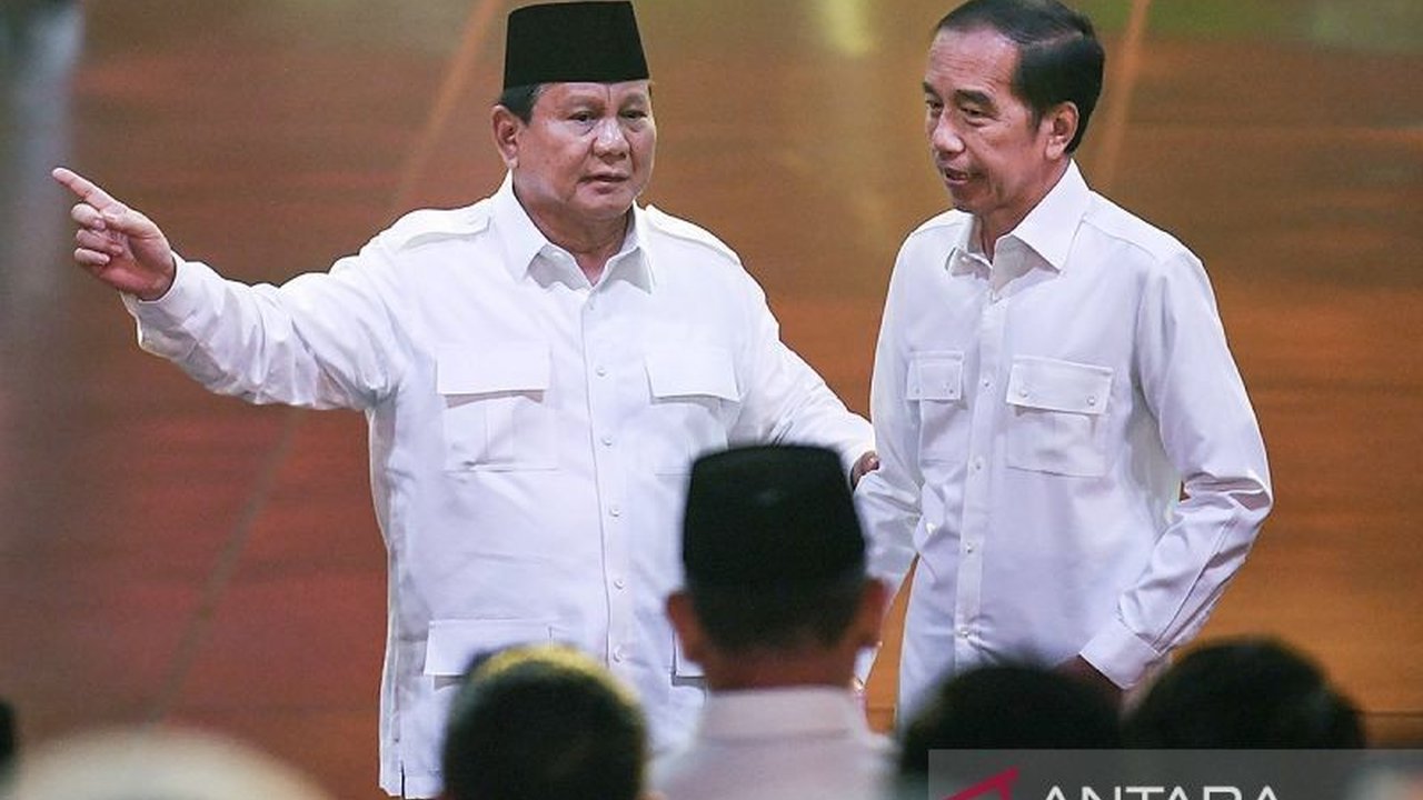 Ketua Umum Partai Gerindra, Prabowo Subianto, menekankan pentingnya kritik konstruktif yang dilandasi kebenaran, bukan dendam, dalam konteks demokrasi khas Indonesia.