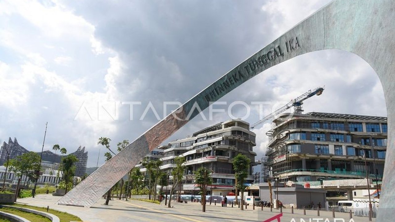 Kebijakan efisiensi anggaran pemerintah pusat dipastikan tidak akan mengganggu kelanjutan pembangunan infrastruktur Ibu Kota Nusantara (IKN) di Kalimantan Timur, yang kini memasuki tahap kedua pada periode 2025-2028.