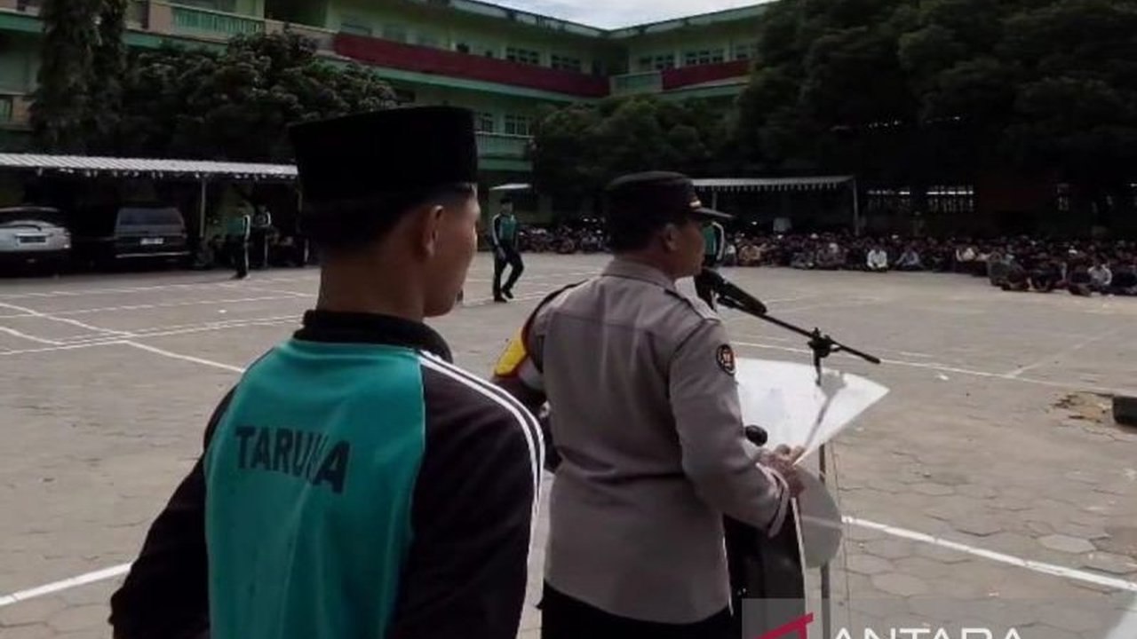 Polres Pamekasan Cegah Narkoba dan Radikalisme di Pesantren