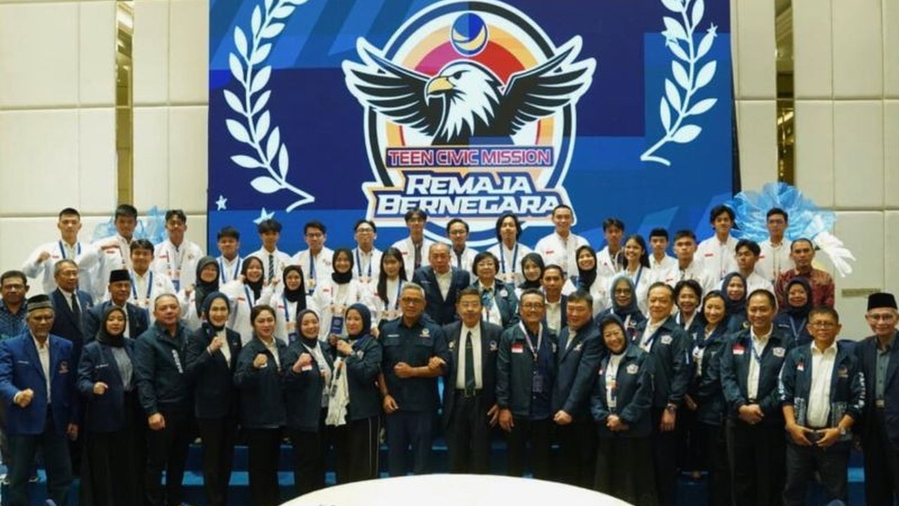 Partai NasDem meluncurkan program Remaja Bernegara (RBN) untuk mengenalkan politik secara edukatif kepada generasi muda, demi mempersiapkan pemimpin masa depan Indonesia.