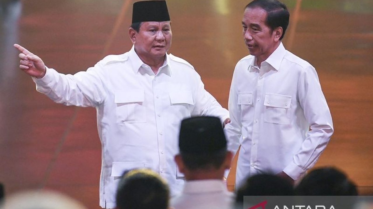 Ketua Umum Partai Gerindra, Prabowo Subianto, menekankan pentingnya kritik konstruktif yang dilandasi kebenaran, bukan dendam, dalam konteks demokrasi khas Indonesia.