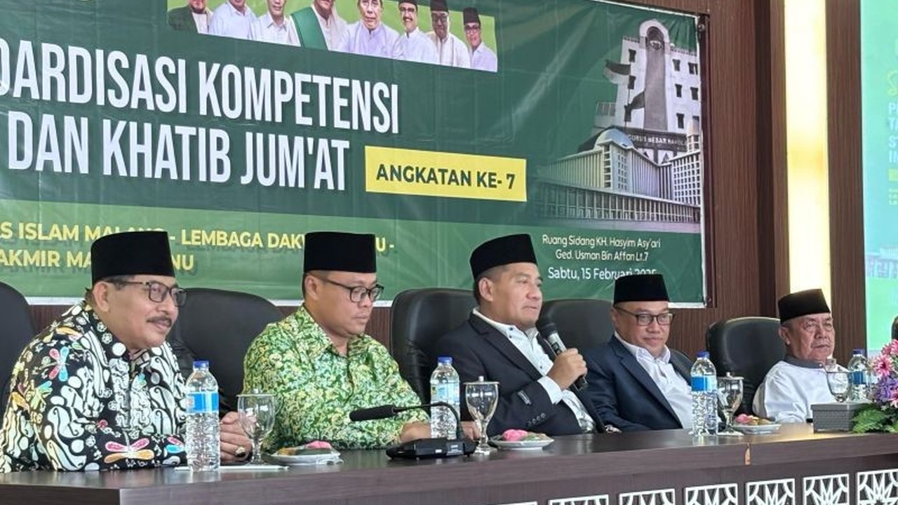 Lembaga Dakwah PBNU Jawa Timur menggelar pelatihan standarisasi untuk 100 imam dan khatib guna meningkatkan kualitas khutbah Jumat dan memastikan materi sesuai syariat Islam serta nilai-nilai kebangsaan.