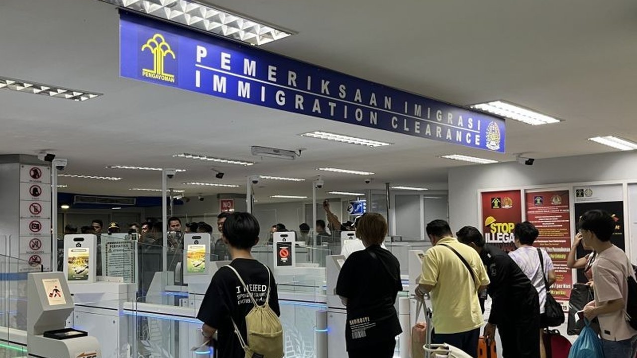 Kantor Imigrasi Batam menolak sembilan permohonan paspor di Januari 2025 karena indikasi Pekerja Migran Indonesia (PMI) ilegal dan upaya pencegahan tindak pidana perdagangan orang (TPPO).