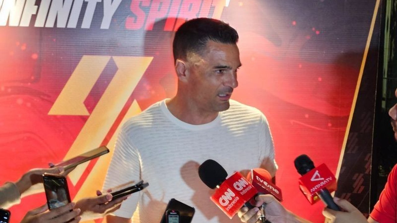 Pelatih Persija Jakarta, Carlos Pena, menekankan pentingnya kontrol emosi pemainnya saat menghadapi Persib Bandung di Stadion Patriot Candrabhaga, Minggu (16/2), demi meraih kemenangan dan membalas kekalahan di putaran pertama.