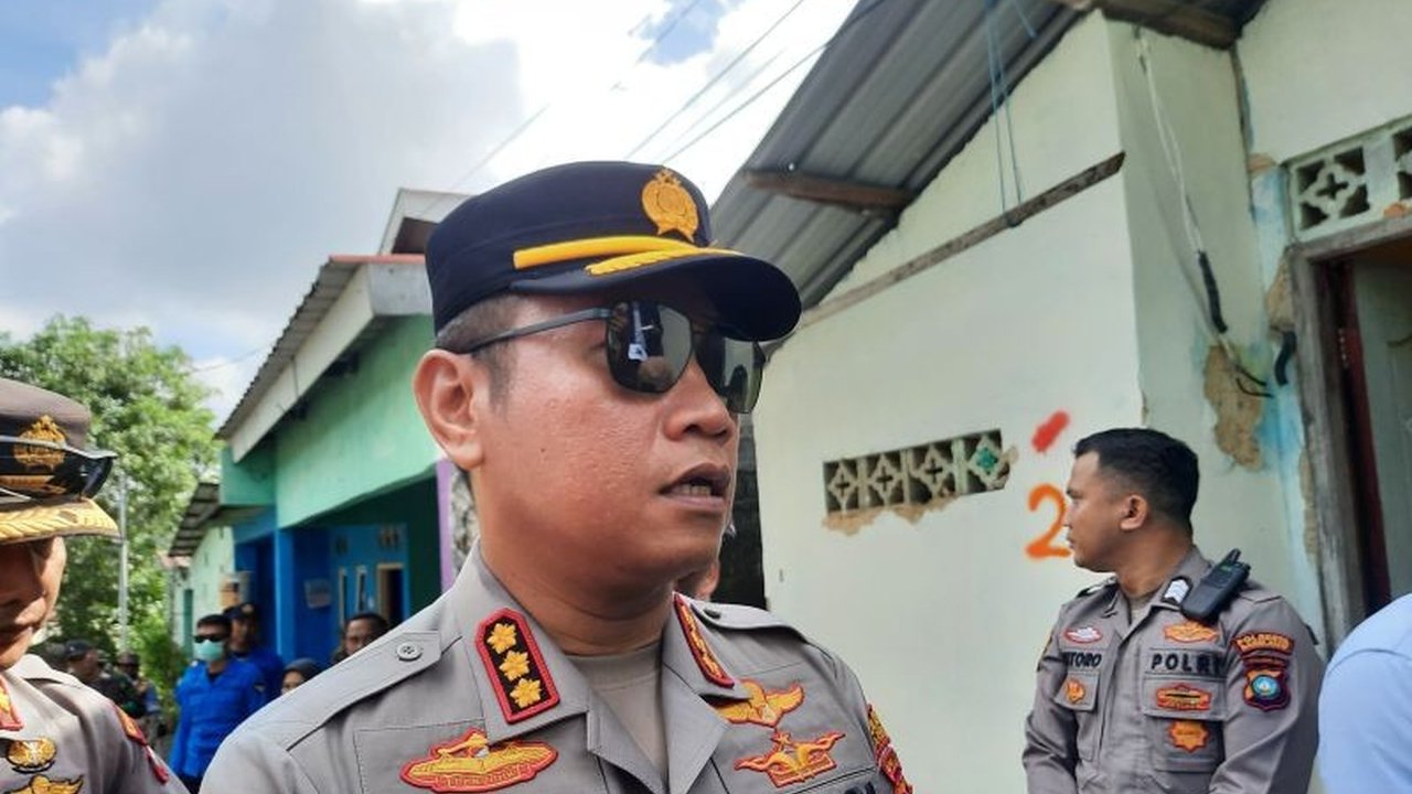 Laporan polisi terhadap tiga warga Rempang yang menjadi tersangka kasus bentrok dengan karyawan PT MEG telah dicabut pelapor, sehingga ketiganya kini bebas.