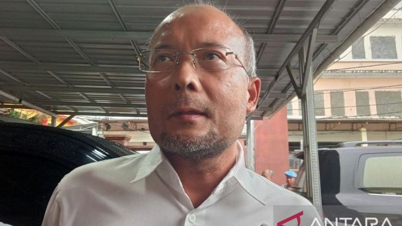 Transaksi e-commerce di Sulawesi Selatan pada 2024 melonjak 42,85 persen dibanding tahun sebelumnya, mencapai Rp95,59 triliun, didorong oleh peningkatan transaksi non-tunai dan dominasi produk fashion.