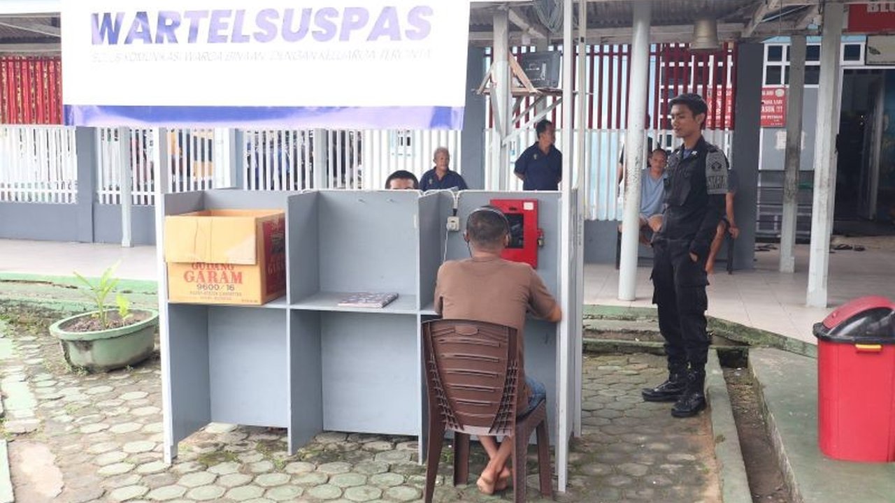 Kanwil Ditjenpas Jambi meluncurkan inovasi Wartelsus, warung telekomunikasi khusus bagi warga binaan untuk memenuhi hak komunikasi mereka dengan keluarga, sekaligus mencegah penyalahgunaan HP di Lapas.