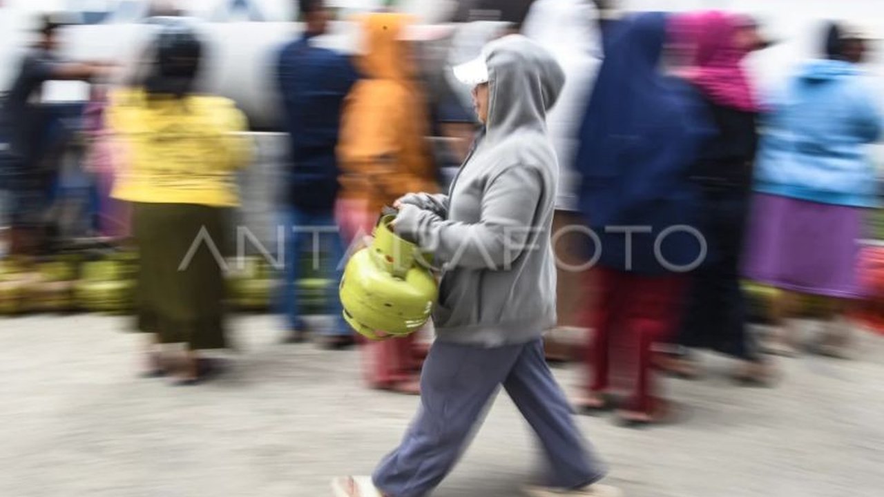 Pemerintah Kota Samarinda menggelar operasi pasar elpiji dan pasar murah di 10 kecamatan untuk memastikan ketersediaan dan harga terjangkau kebutuhan pokok selama Ramadhan.
