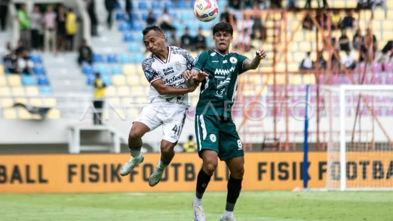 PSS Sleman mengincar kemenangan atas Arema FC di Blitar untuk keluar dari zona degradasi setelah rentetan hasil buruk di empat laga terakhir.