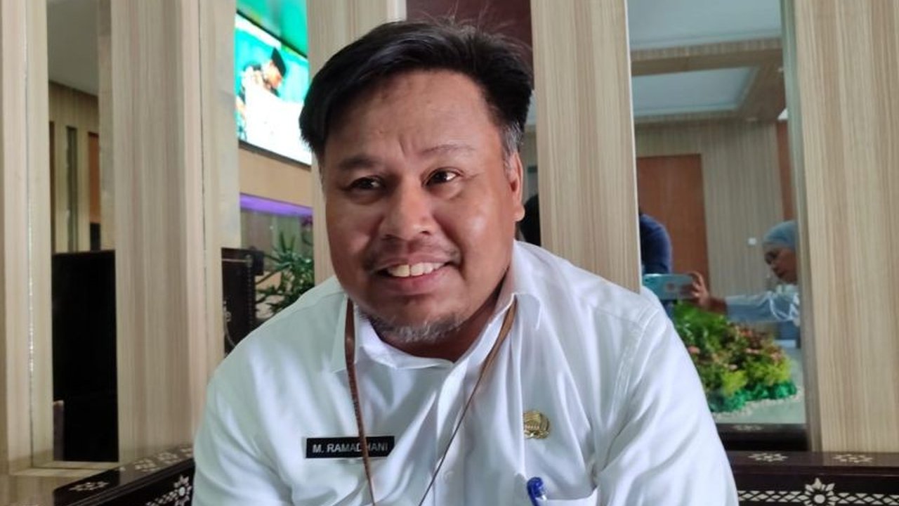 Pemerintah Kota Mataram menyiapkan Rp1,5 miliar untuk pelatihan usaha guna mengurangi kemiskinan dan pengangguran, dengan fokus pada tiga klaster utama: olahan pangan, kriya, dan logam.