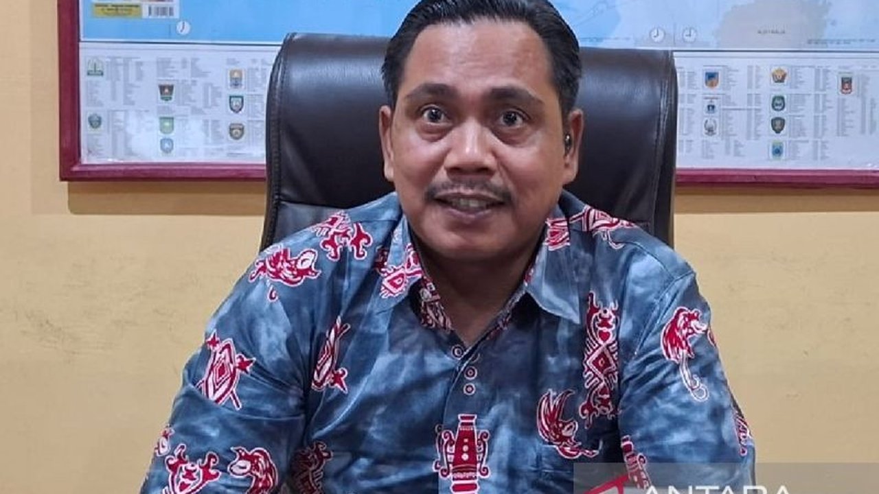 Bulog Papua menargetkan serapan beras di Merauke mencapai 19 ribu ton pada 2025, meskipun saat ini baru menyerap sebagian kecil dan menghadapi tantangan infrastruktur.