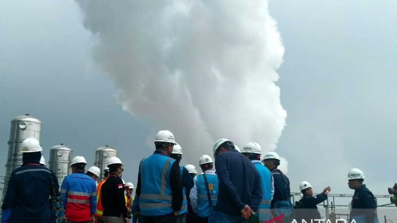 PT Supreme Energi Muara Laboh (SEML) akan menambah kapasitas Pembangkit Listrik Tenaga Panas Bumi (PLTP) di Solok Selatan, Sumatra Barat, dengan melakukan pengeboran delapan sumur pengembangan tahap dua.