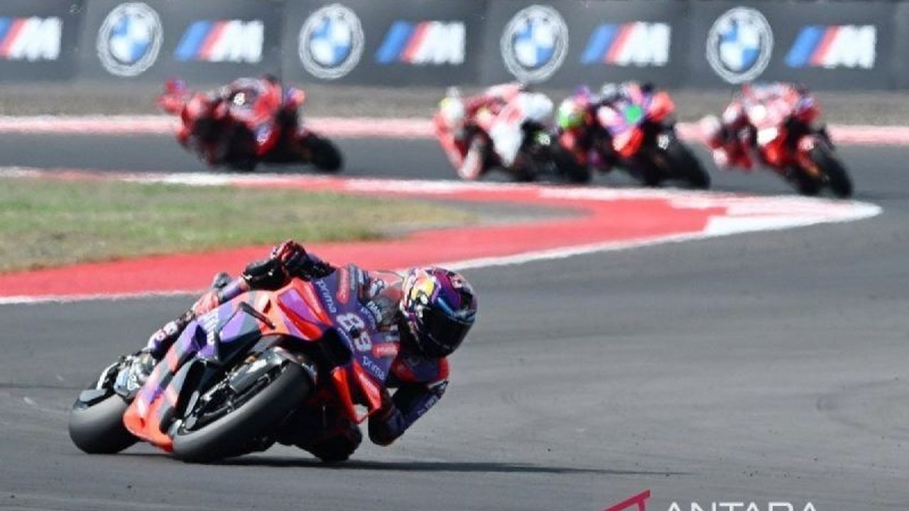 Buruan dapatkan tiket MotoGP Mandalika 2024 dengan diskon besar hingga 28 Februari!  Nikmati berbagai kategori tiket dengan harga spesial dan pengalaman eksklusif di Pertamina Mandalika International Circuit.
