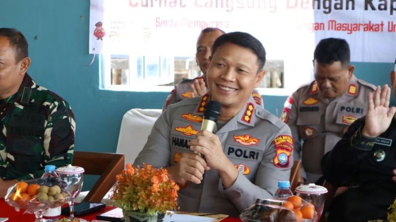 Polresta Tanjungpinang, Kepri, memburu sindikat pengedar uang palsu setelah mengamankan uang palsu pecahan Rp100.000 senilai Rp1 juta yang beredar di toko kelontong, dengan bukti rekaman CCTV pelaku.