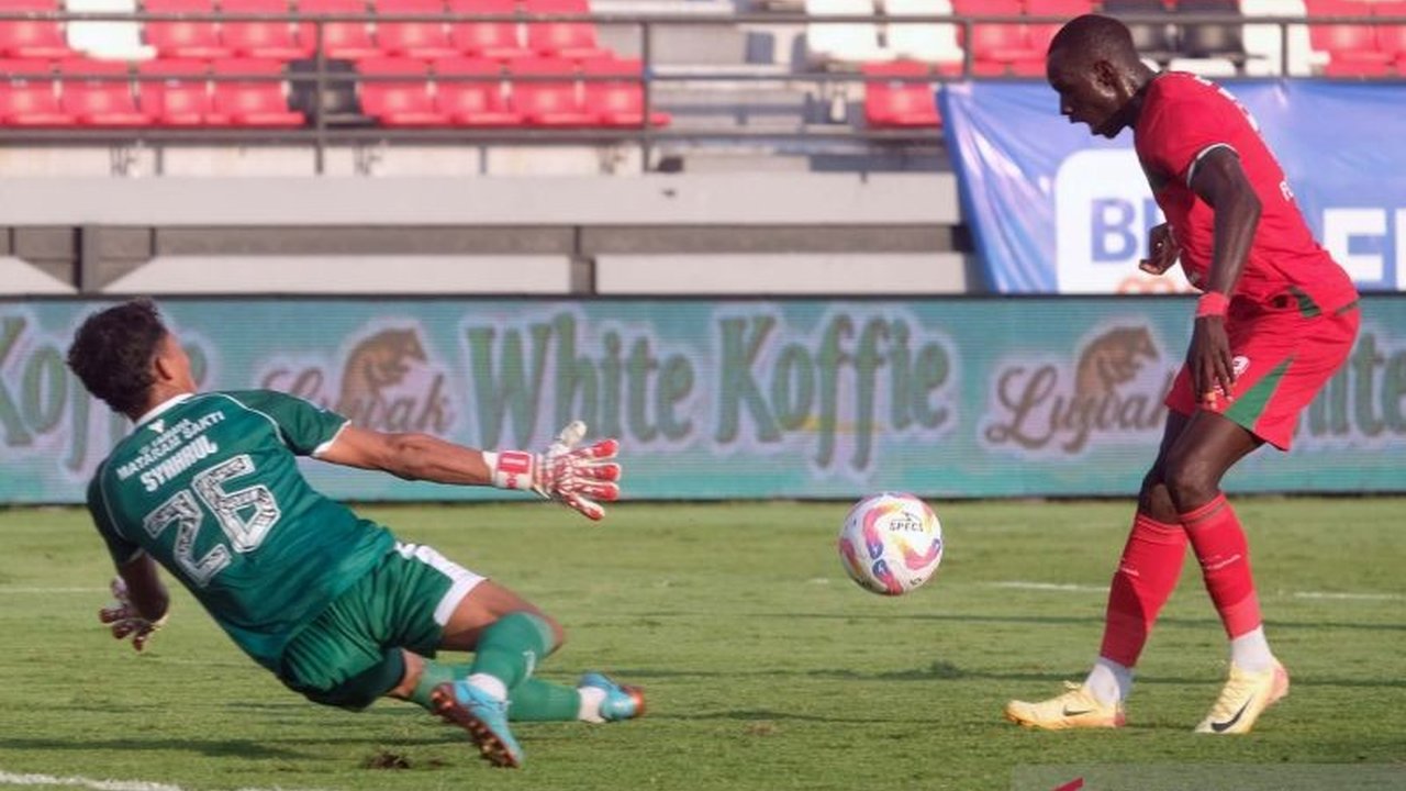 Persib Kokoh di Puncak Klasemen Liga 1 Usai Imbang 2-2 dengan Persija