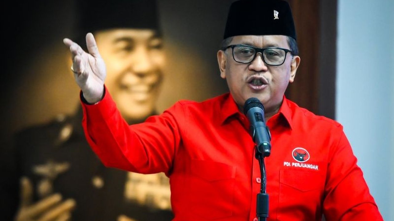 Sekretaris Jenderal PDI Perjuangan, Hasto Kristiyanto, diperiksa KPK sebagai tersangka dalam kasus dugaan korupsi terkait Harun Masiku; praperadilannya ditolak.