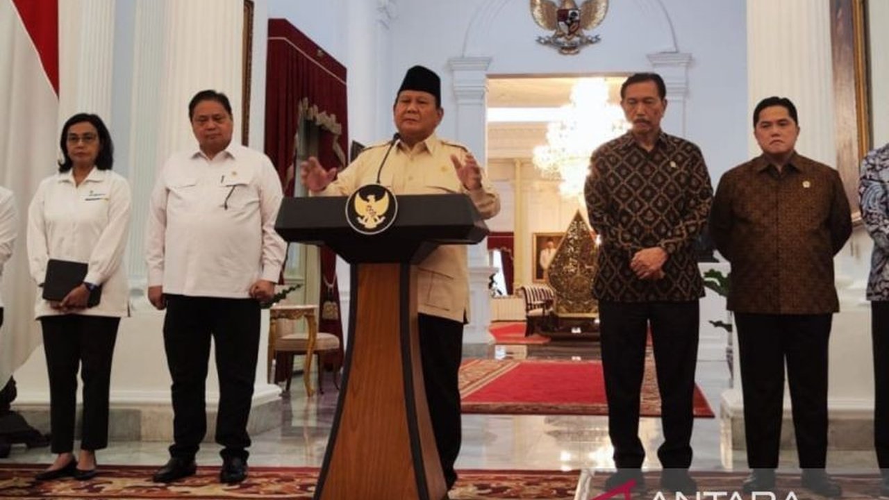 Presiden Prabowo Subianto mengumumkan revisi PP Nomor 5 Tahun 2021 untuk mempermudah berusaha di Indonesia, sebagai bagian dari upaya mendorong daya saing dan transformasi ekonomi.